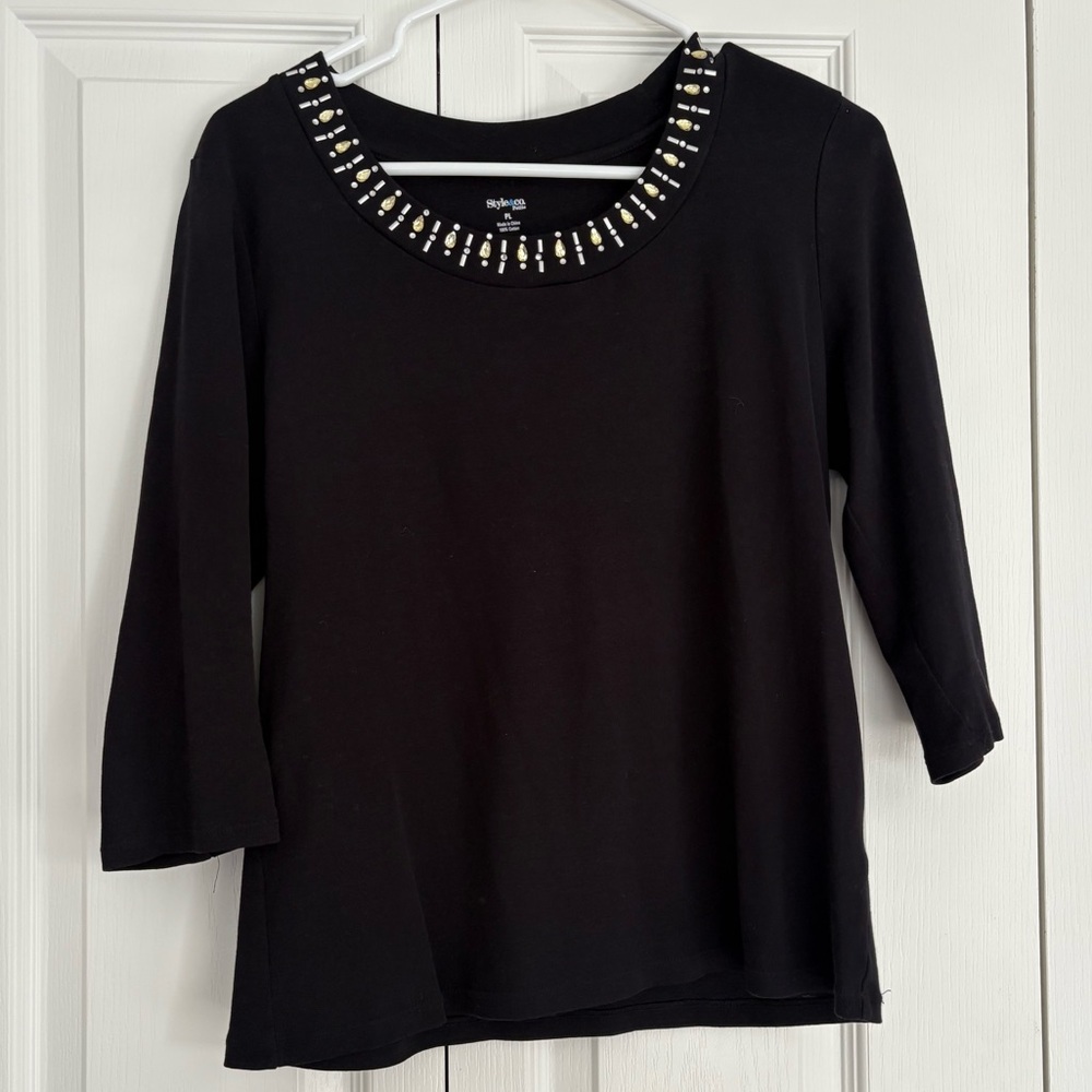 EUC Petite large style & co embellished by black 3/4 sleeve blouse
